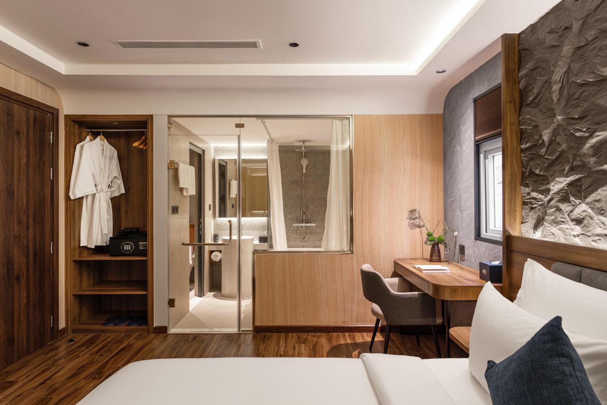 Kin Thai Lung Khách sạn 4*