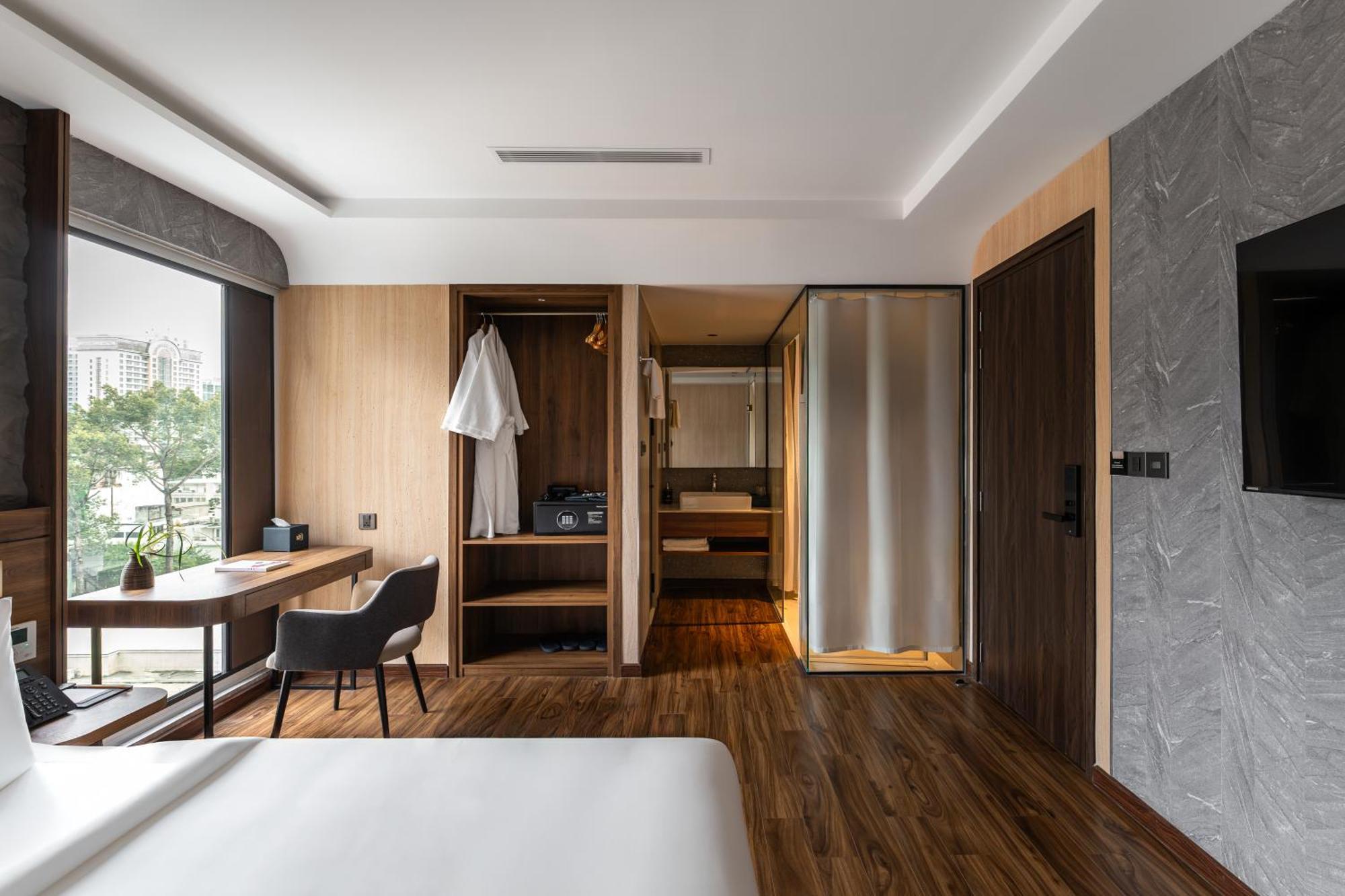 Kin Thai Lung Khách sạn 4*